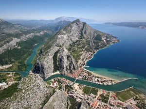 19284946-Ferienwohnung-5-Omiš-300x225-3