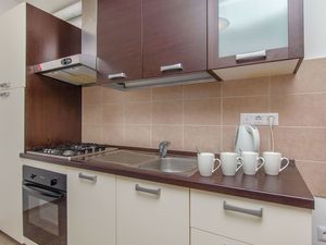 23941857-Ferienwohnung-4-Omiš-300x225-5