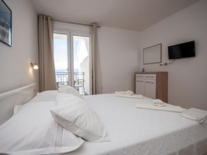 23941883-Ferienwohnung-4-Omiš-300x225-3