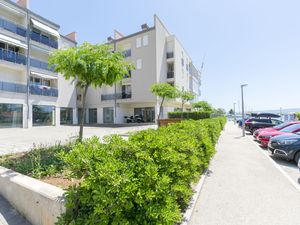 23943422-Ferienwohnung-4-Omiš-300x225-4