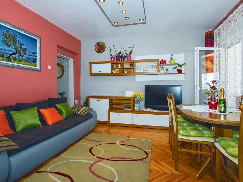 23733223-Ferienwohnung-4-Omiš-800x600-1