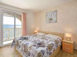 23722361-Ferienwohnung-3-Omiš-300x225-3