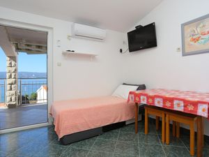 18321698-Ferienwohnung-5-Omiš-300x225-1