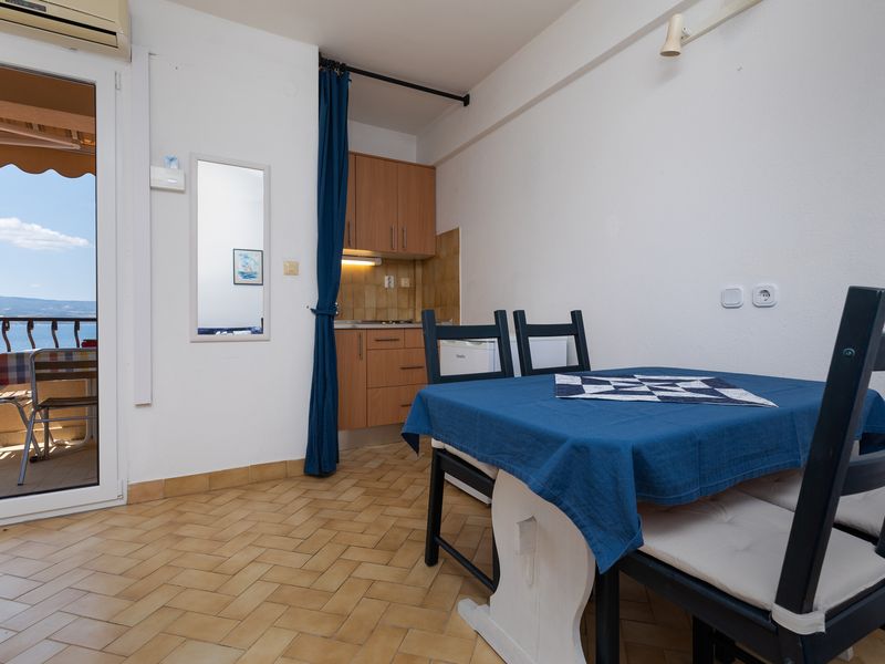 18323352-Ferienwohnung-2-Omiš-800x600-2