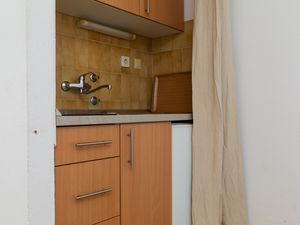 18322754-Ferienwohnung-4-Omiš-300x225-4