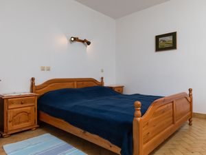 18323490-Ferienwohnung-4-Omiš-300x225-4