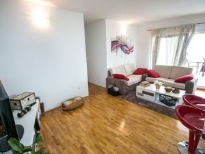 18322639-Ferienwohnung-9-Omiš-300x225-3