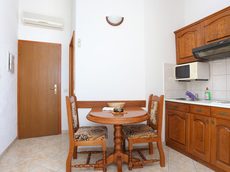 18692813-Ferienwohnung-2-Omiš-800x600-1