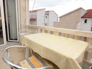 Ferienwohnung für 3 Personen (20 m²) in Omiš