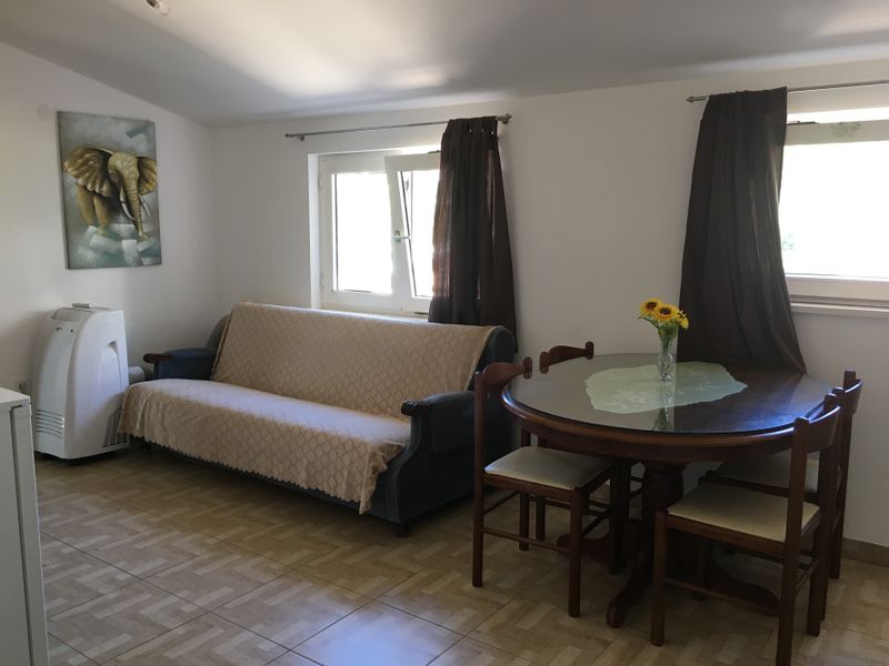 19127480-Ferienwohnung-4-Omiš-800x600-1