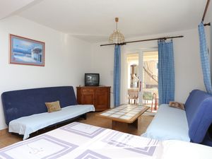 22082333-Ferienwohnung-8-Omiš-300x225-2