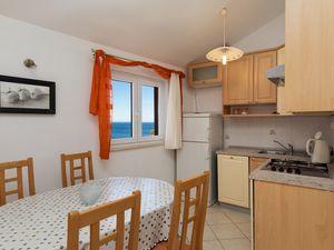 23447716-Ferienwohnung-5-Omiš-300x225-5