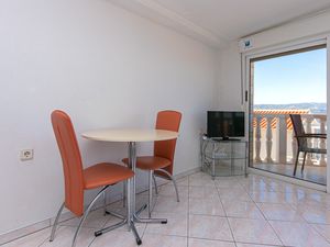 23471298-Ferienwohnung-2-Omiš-300x225-1