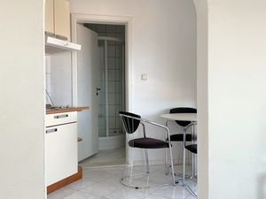 23471300-Ferienwohnung-2-Omiš-300x225-3