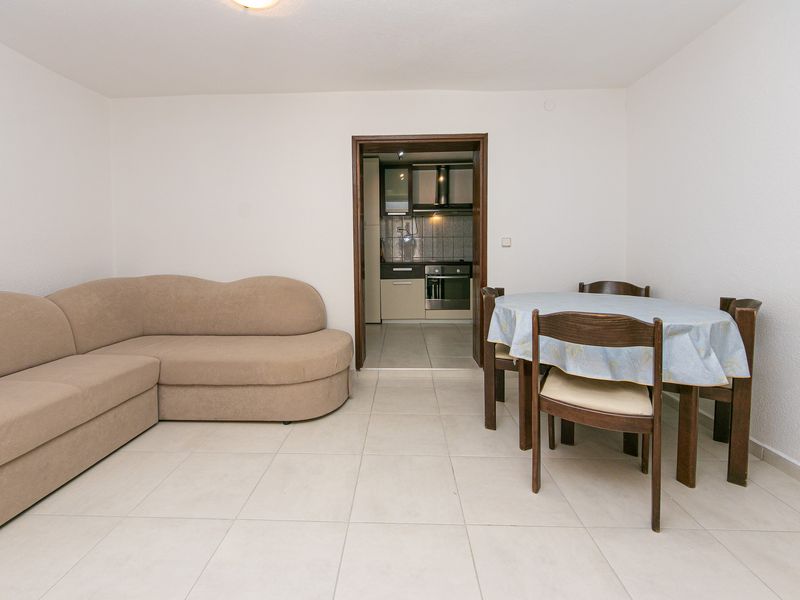 23470856-Ferienwohnung-5-Omiš-800x600-1