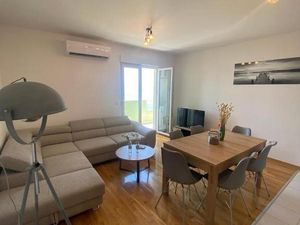 23658818-Ferienwohnung-4-Omiš-300x225-1