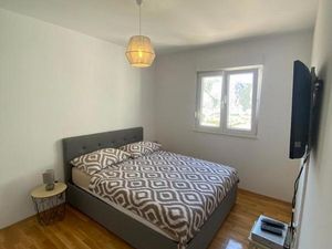 23658818-Ferienwohnung-4-Omiš-300x225-5