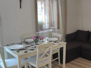 23675143-Ferienwohnung-5-Omiš-300x225-3