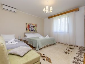 23685607-Ferienwohnung-5-Omiš-300x225-5