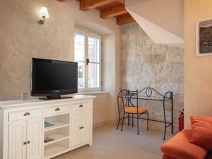 23968344-Ferienwohnung-6-Omiš-300x225-1