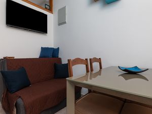 23926404-Ferienwohnung-4-Omiš-300x225-3