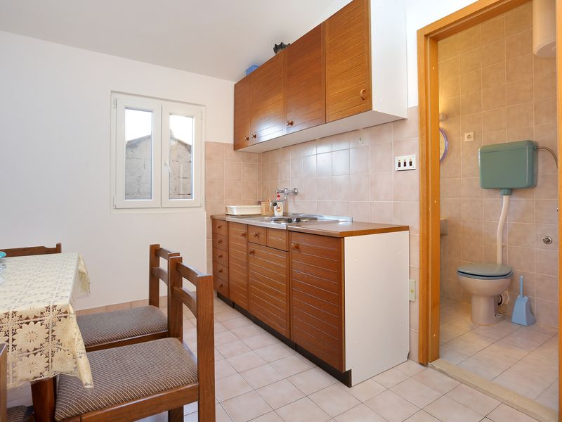 23926411-Ferienwohnung-3-Omiš-800x600-2