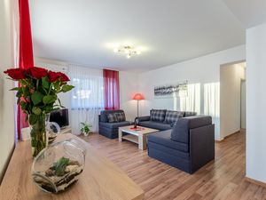 23933518-Ferienwohnung-6-Omiš-300x225-5