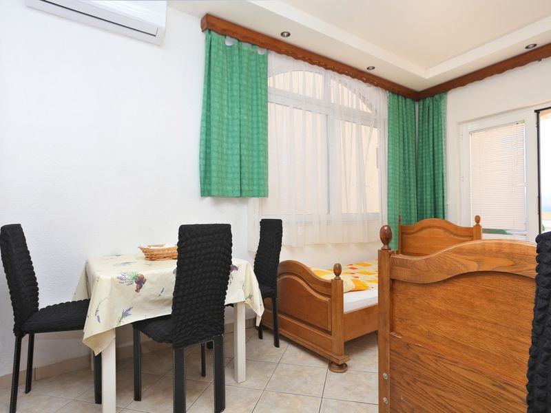 23927059-Ferienwohnung-4-Omiš-800x600-1