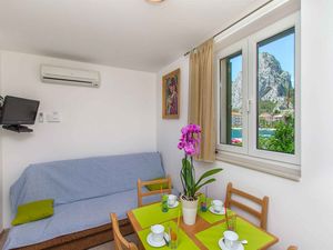 24030723-Ferienwohnung-2-Omiš-300x225-3