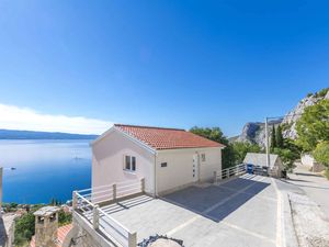 24030898-Ferienwohnung-4-Omiš-300x225-1