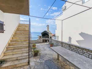 24030914-Ferienwohnung-2-Omiš-300x225-2