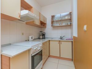 23945726-Ferienwohnung-4-Omiš-300x225-2