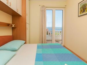 24058443-Ferienwohnung-8-Omiš-300x225-3