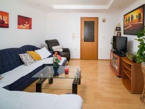 24058790-Ferienwohnung-10-Omiš-300x225-1