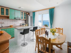 24058790-Ferienwohnung-10-Omiš-300x225-2