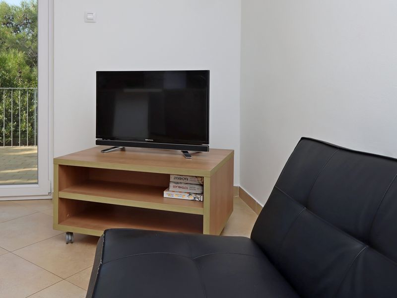 23928422-Ferienwohnung-6-Omišalj-800x600-2