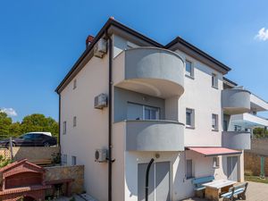 23730634-Ferienwohnung-4-Omišalj-300x225-5