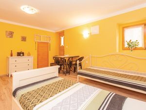 23726023-Ferienwohnung-3-Omišalj-300x225-2