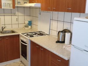 23998659-Ferienwohnung-6-Omišalj-300x225-3