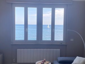 24053221-Ferienwohnung-4-Oneglia-300x225-0