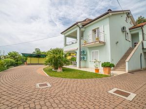 22435877-Ferienwohnung-4-Opatija-300x225-2