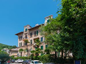 23857302-Ferienwohnung-4-Opatija-300x225-0