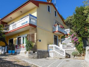 23945372-Ferienwohnung-3-Opatija-300x225-1