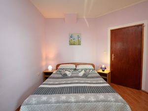 23945372-Ferienwohnung-3-Opatija-300x225-2