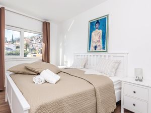 23737285-Ferienwohnung-6-Opatija-300x225-5