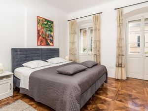 23744305-Ferienwohnung-6-Opatija-300x225-4