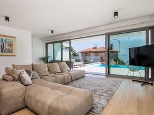 23744758-Ferienwohnung-8-Opatija-300x225-2