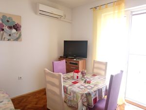 19128020-Ferienwohnung-3-Opatija-300x225-4