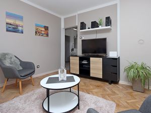 23869997-Ferienwohnung-4-Opatija-300x225-3