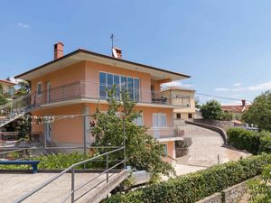 23958118-Ferienwohnung-5-Opatija-300x225-0